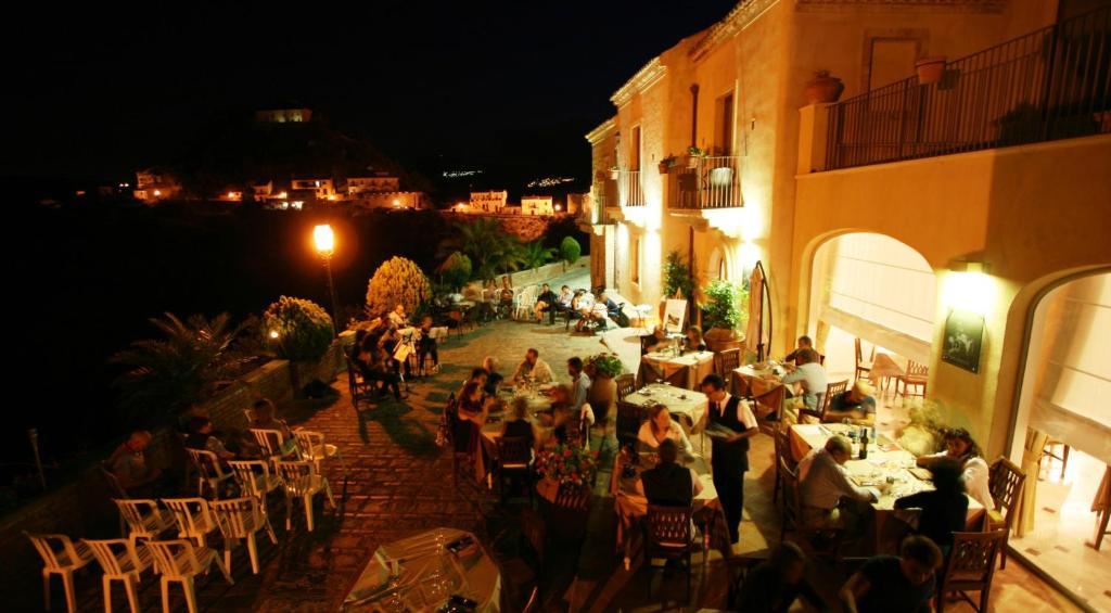 Resort Borgo San Rocco Savoca Exterior photo